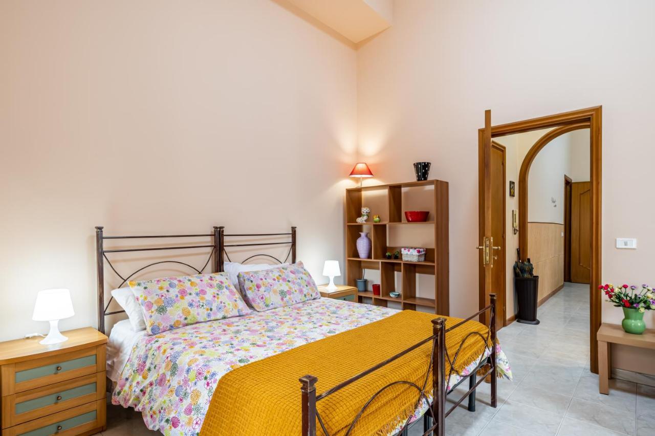 Catania Central And Comfy Apartments Eksteriør billede